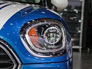 2017COOPER S ALL4 ̽U ^