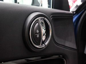 2017COOPER S ALL4 ̽U g