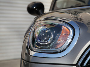 2017COOPER S ALL4 м ^