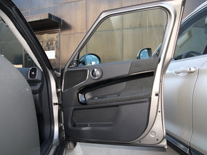 2017COOPER S ALL4 м g