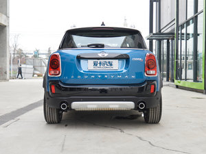 2017款COOPER S ALL4 探险家 正后	