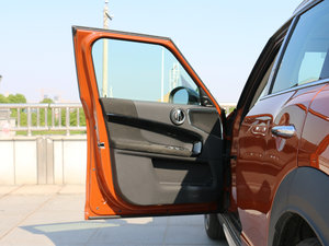 2017COOPER S ALL4 ̽U {λ܇T