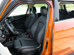 2017COOPER S ALL4 ̽U {