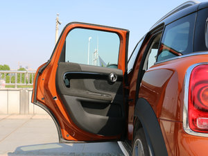 2017COOPER S ALL4 ̽U ܇T