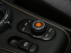 2017COOPER S ALL4 п؅^