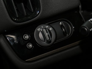 2017COOPER S ALL4 п؅^