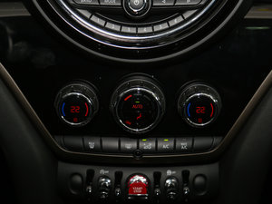 2017COOPER S ALL4 {{