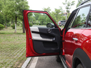 2017COOPER S ALL4 ̽U {λ܇T