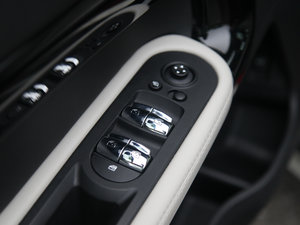 2017COOPER S ALL4 ̽U {܇ƅ^	