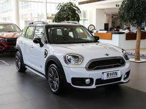 2017款COOPER S ALL4 旅行家 整体外观