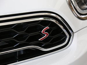 2017COOPER S ALL4 м ^