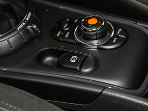 2017款COOPER S ALL4 旅行家 驻车制动器