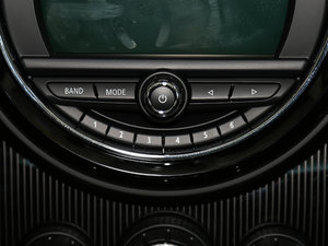 2017款COOPER S ALL4 旅行家 音响调节