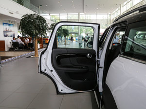 2017COOPER S ALL4 м g