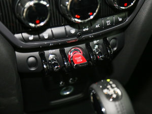 2017COOPER S ALL4 п؅^