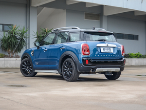 2017款COOPER ALL4 探险家 左后45度