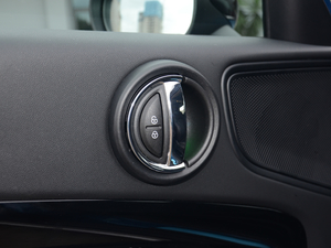 2017COOPER ALL4 ̽U g