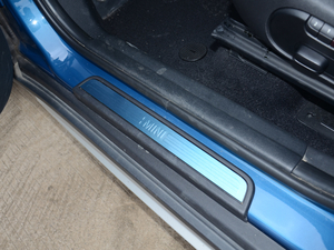 2017COOPER ALL4 ̽U g