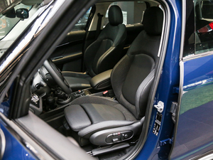 2017款COOPER ALL4 主驾驶座椅