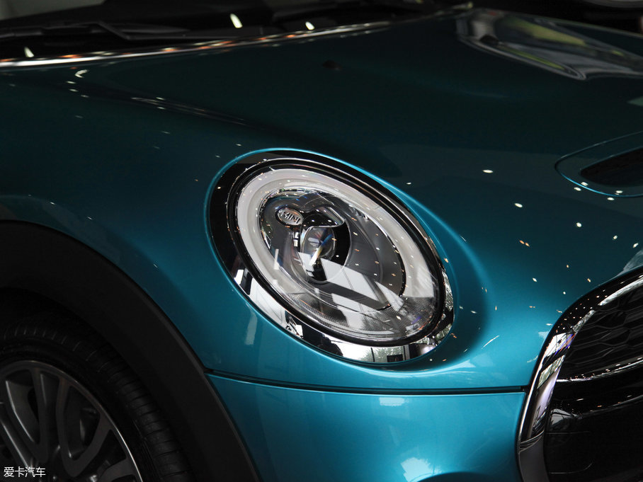 2017MINI 3-DOOR COOPER ձ{