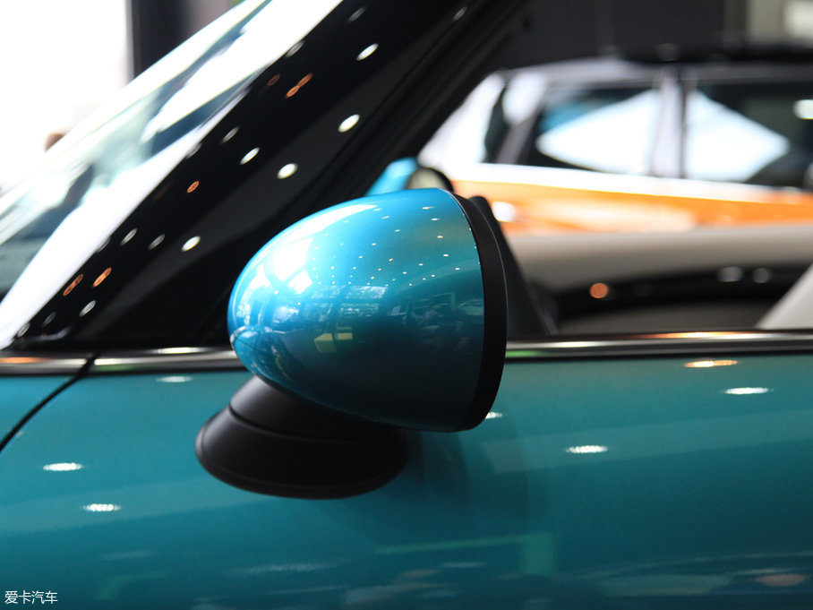 2017MINI 3-DOOR COOPER ձ{