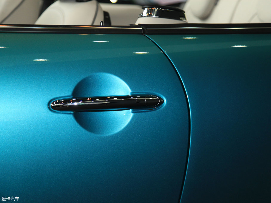 2017MINI 3-DOOR COOPER ձ{