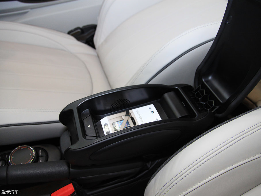 2017MINI 3-DOOR COOPER ձ{(ln)