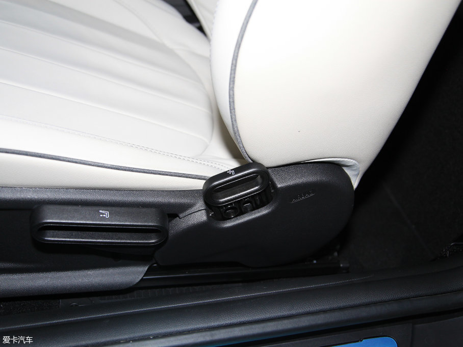 2017MINI 3-DOOR COOPER ձ{(ln)