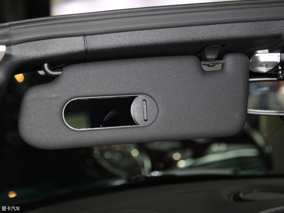 2017MINI 3-DOOR COOPER ձ{