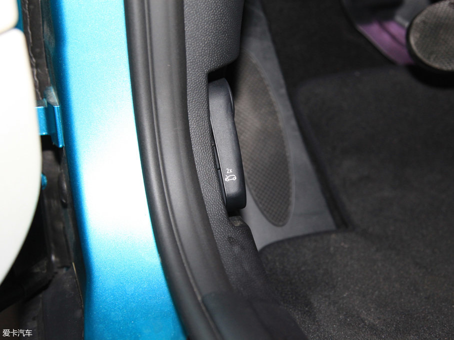 2017MINI 3-DOOR COOPER ձ{