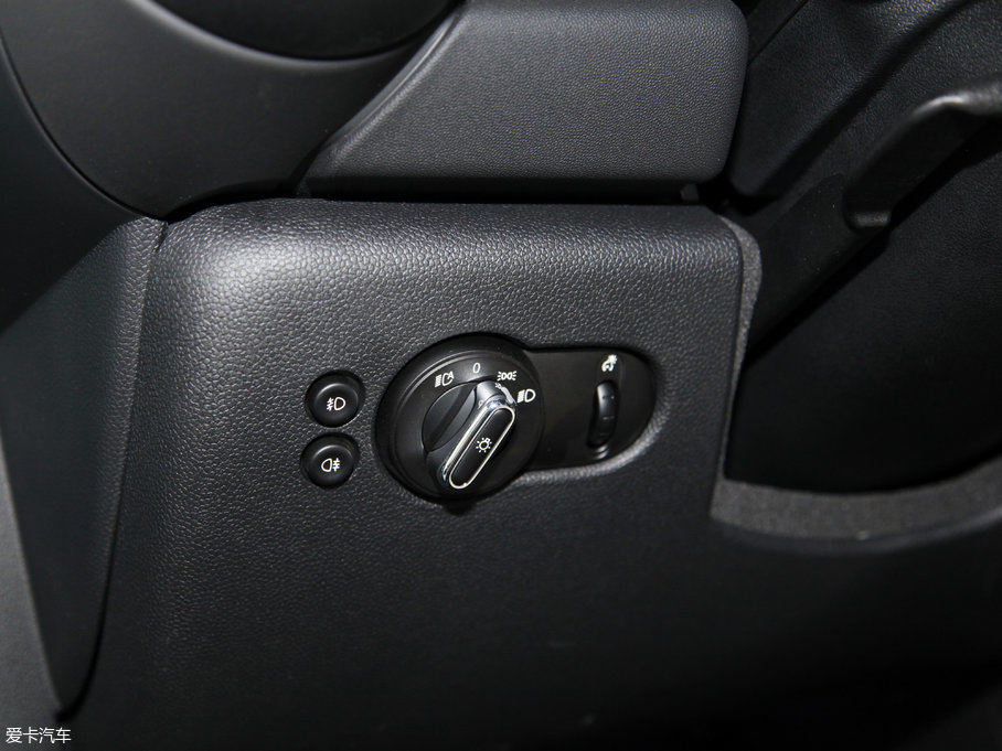 2017MINI 3-DOOR COOPER ձ{