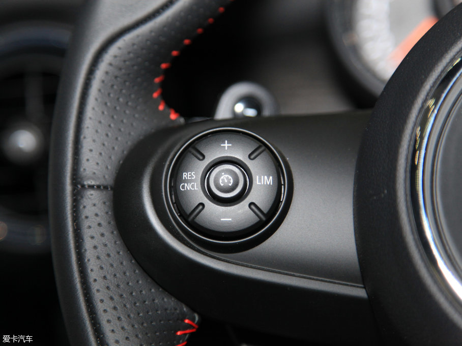 2017MINI 3-DOOR COOPER ձ{