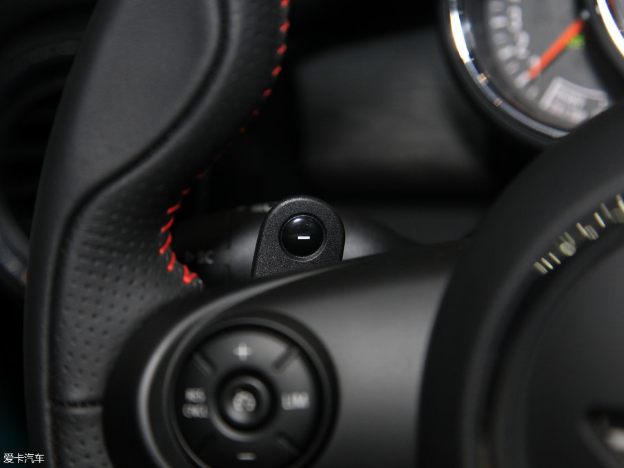 2017MINI 3-DOOR COOPER ձ{