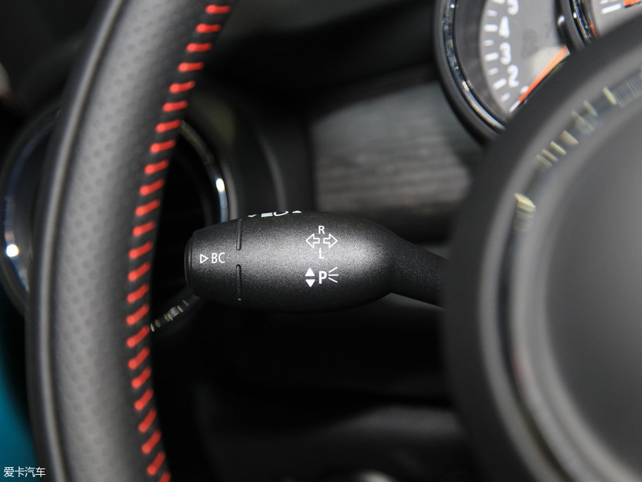 2017MINI 3-DOOR COOPER ձ{