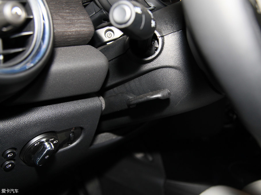 2017MINI 3-DOOR COOPER ձ{