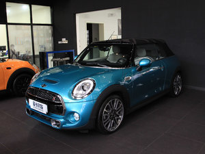 2017款3-DOOR COOPER 加勒比蓝限量版 左前45度