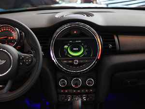 2017款3-DOOR COOPER 加勒比蓝限量版 中控台