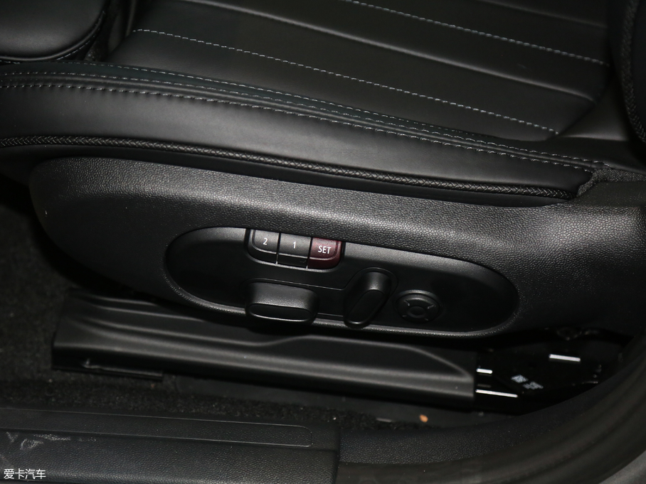 2017MINI CLUBMAN COOPER S ِ܇