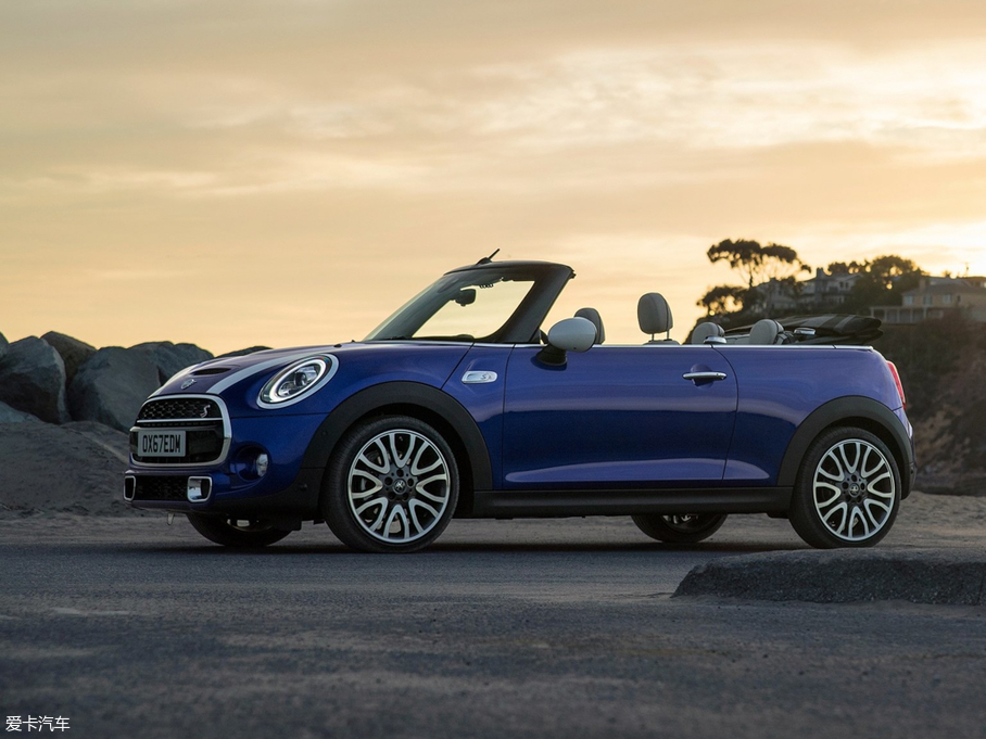 2018MINI CABRIO 