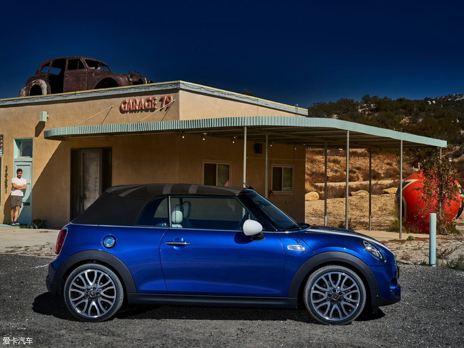 2018MINI CABRIO 