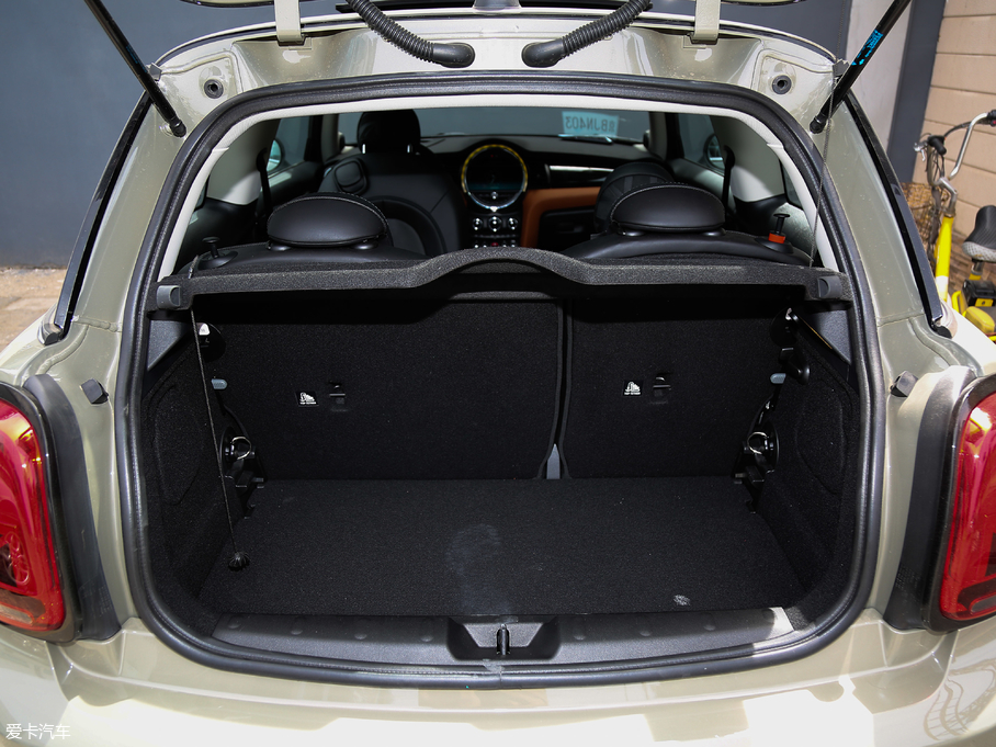 2018MINI T 2.0T COOPER S ˇg