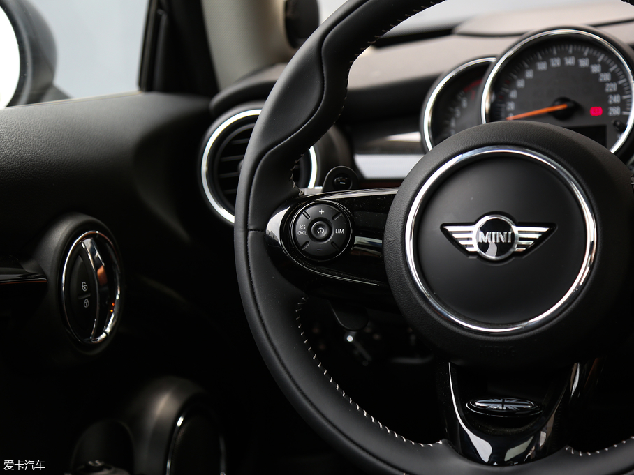 2018MINI T(mn) 2.0T COOPER S ˇg(sh)