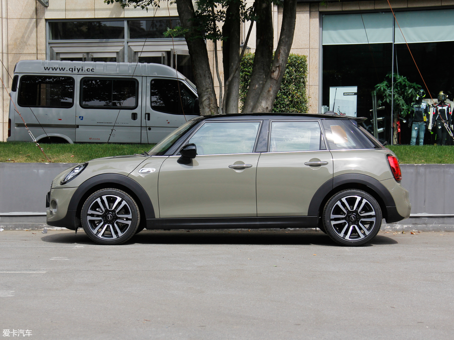 2018MINI T 2.0T COOPER S ˇg