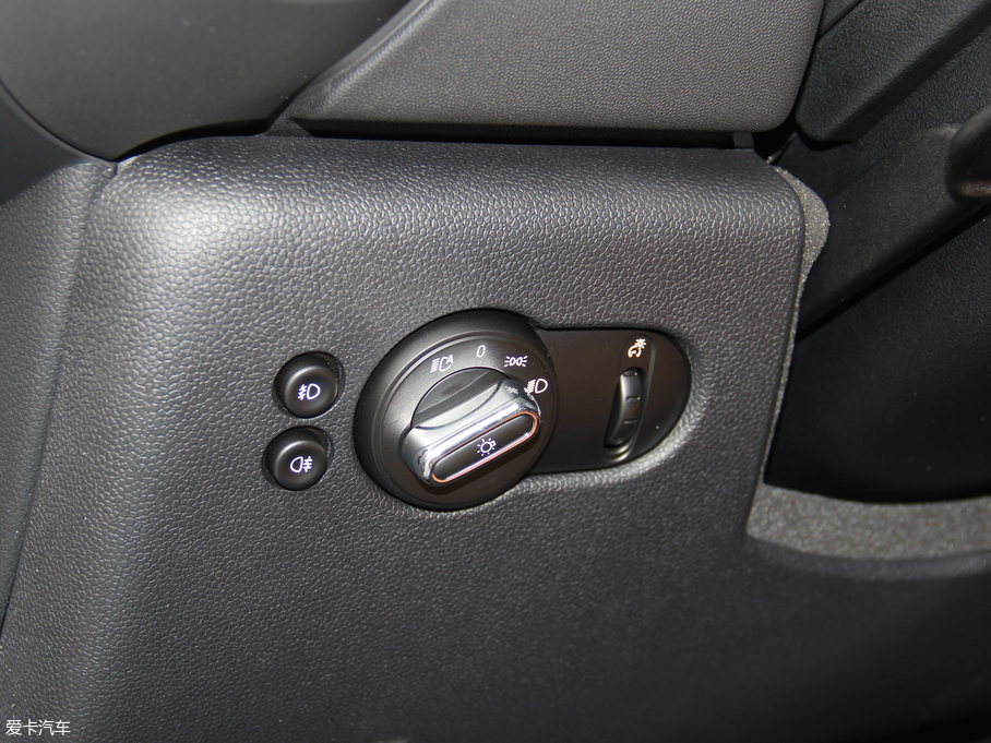 2018MINI T 2.0T COOPER S ˇg