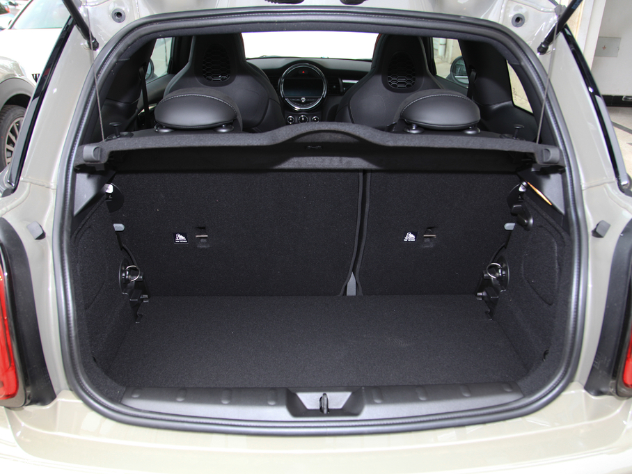 2018MINI T 2.0T COOPER S ِ܇