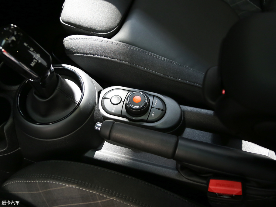 2018MINI T 1.5T COOPER 