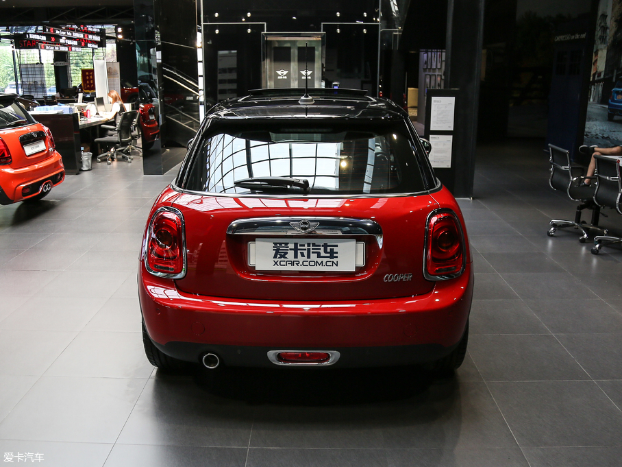 2018MINI 5-DOOR COOPER ɫʼo