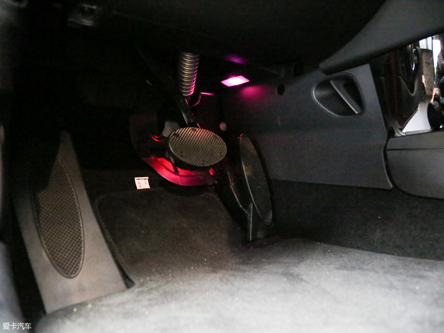 2018MINI 5-DOOR COOPER ɫʼo