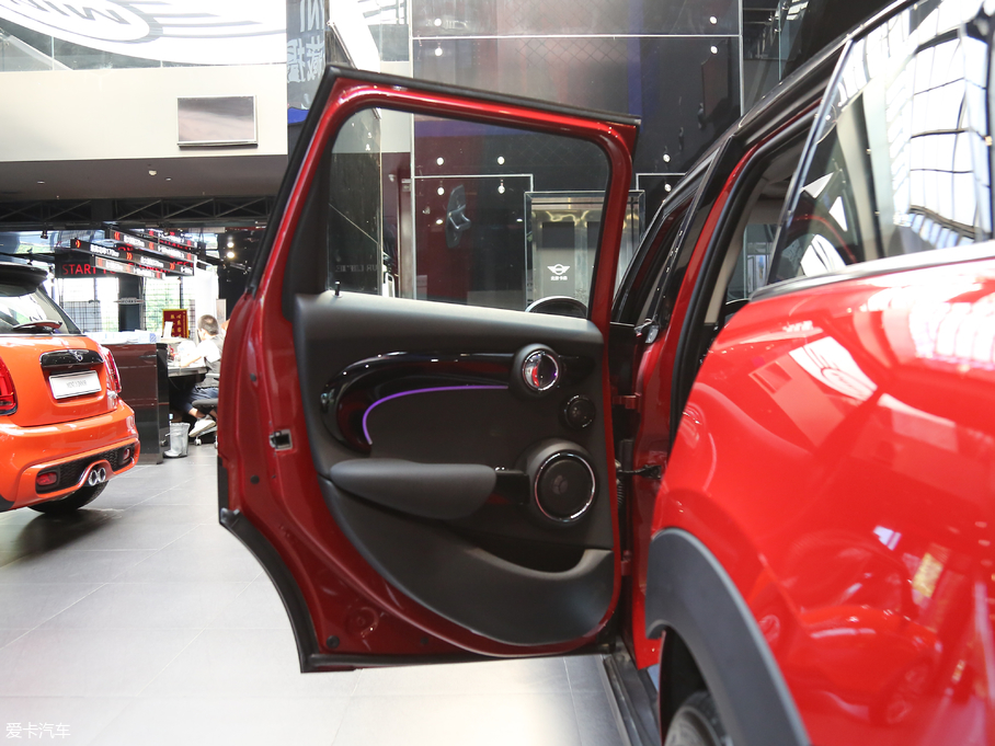 2018MINI 5-DOOR COOPER ɫʼo