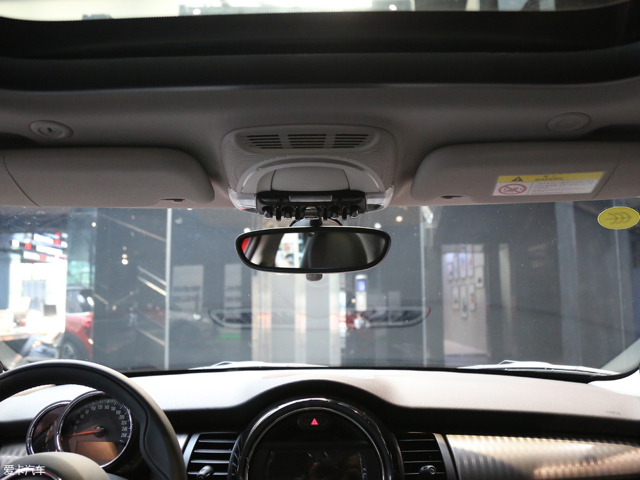 2018MINI 5-DOOR COOPER ɫʼo